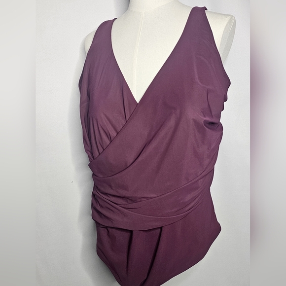 L. L. Bean Swimsuit - Picture 2 of 6